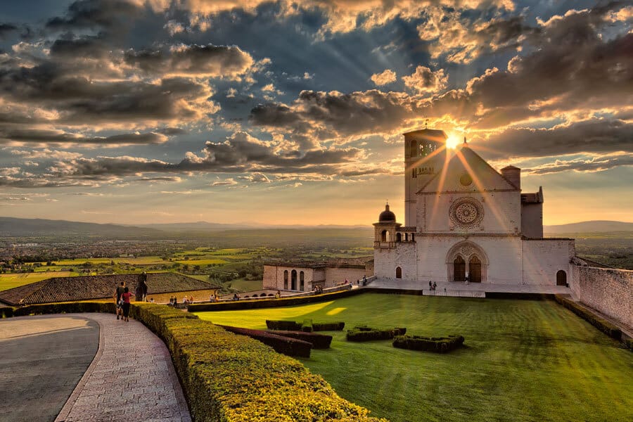 Villachiovada Luxury - Villa Umbria private driver service